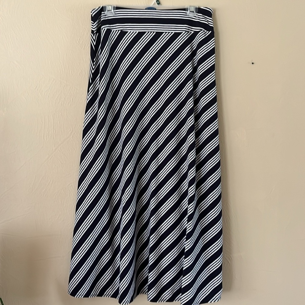 Talbots Knit Maxi Skirt Navy Blue Stripes Size Medium Elastic Waistband - Picture 4 of 10